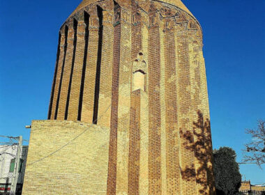 آشنایی با برج آرامگاه علاءالدین واقع در شهر ری