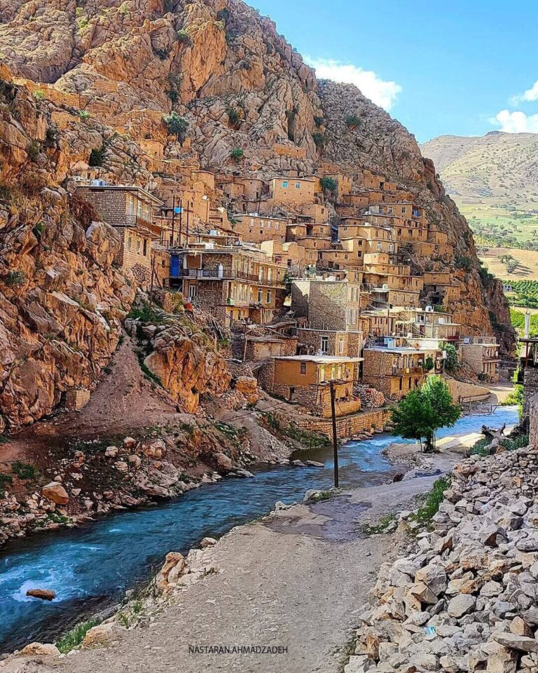 آشنایی با روستای روستای پلکانی پالنگان کامیاران