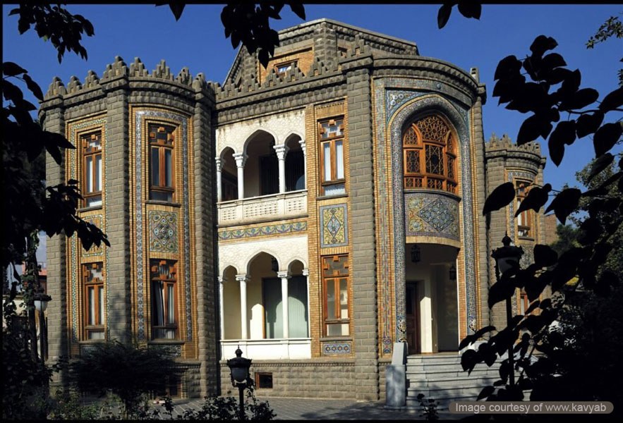 معماری موزه شقاقی