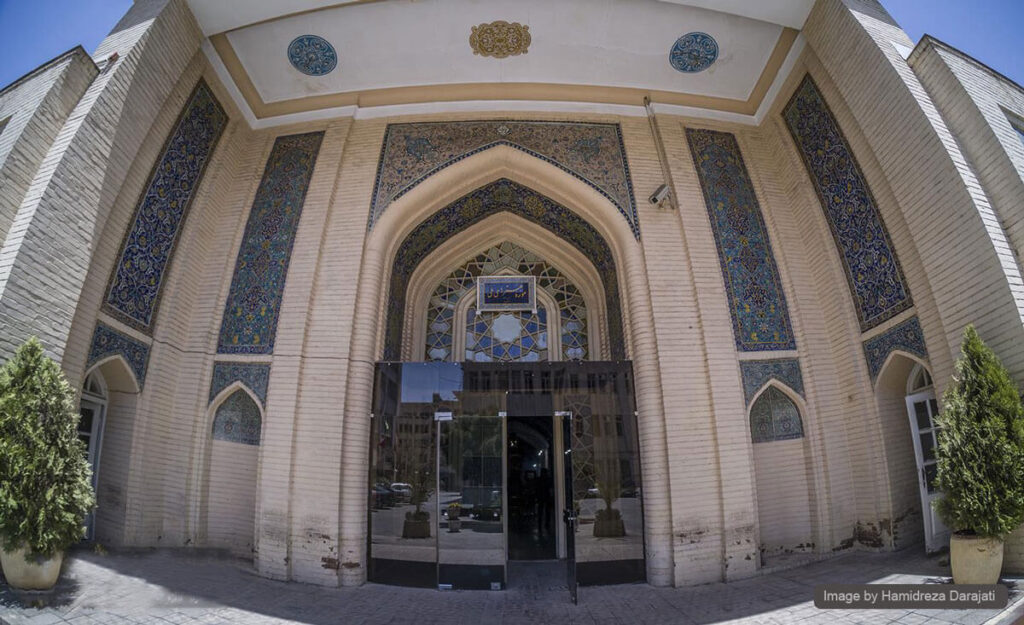 آشنایی با موزه هنرهای ملی ایران