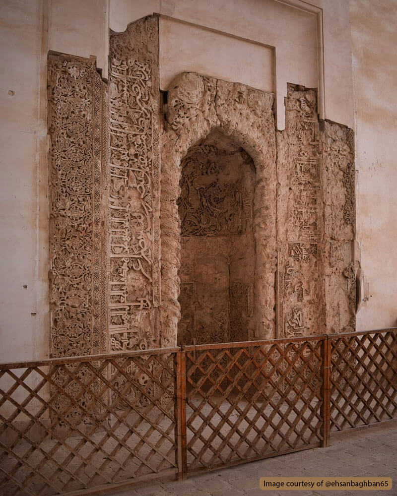 محراب مسجد ابرکوه، نمونه‌ای از معماری ایرانی قرن 14 میلادی
