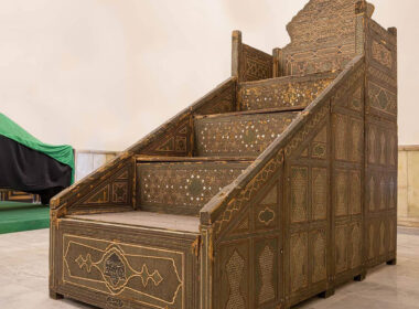 آشنایی با تاریخچه و معماری منبر مسجد