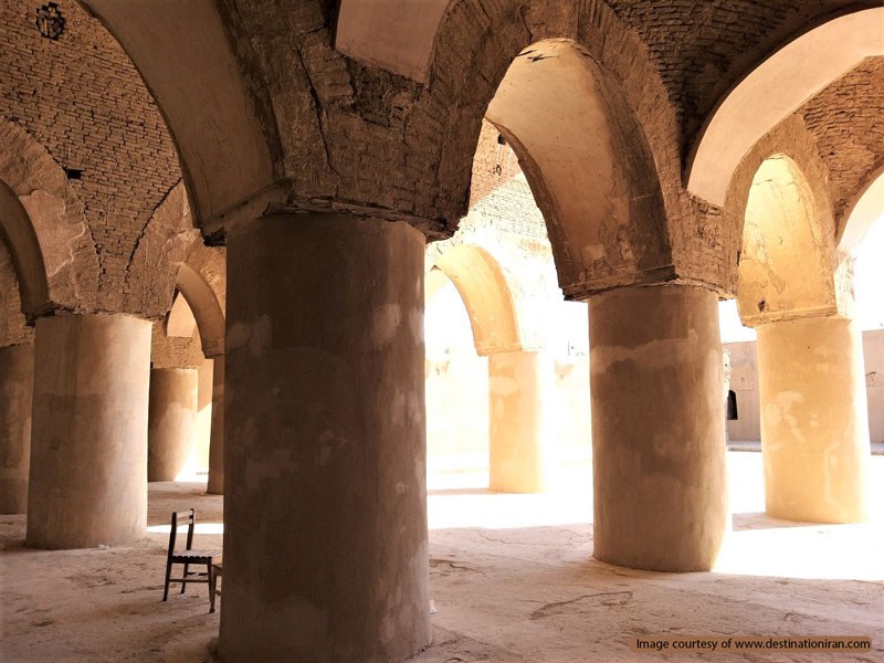 شبستان مسجد تاریخانه دامغان