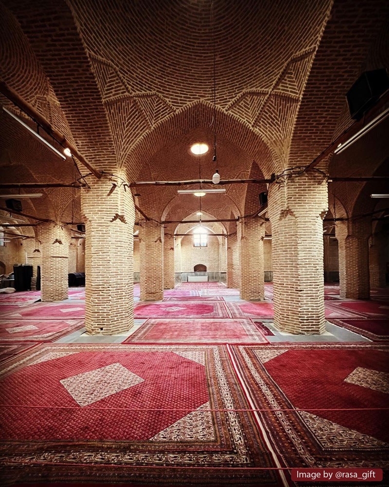 مسجد جامع بازار تهران، شبستان چهل ستونی
