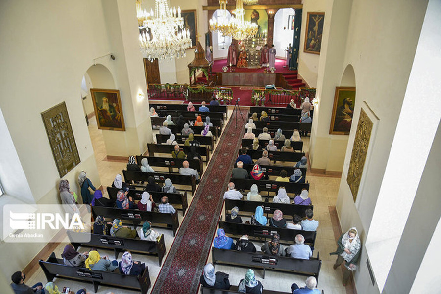 حضور ارمنیان در کلیسای مریم مقدس