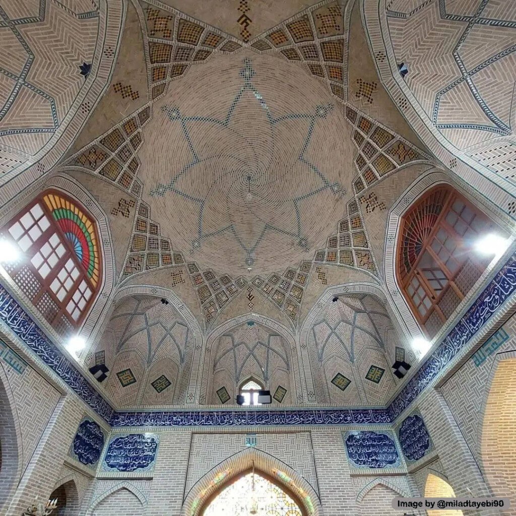 معماری مسجد معیرالممالک