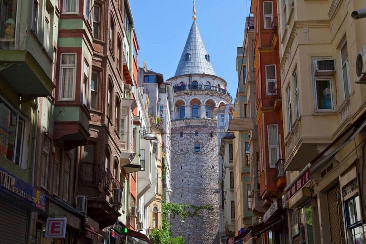 راهکارهایی برای سفر ارزان به استانبول
