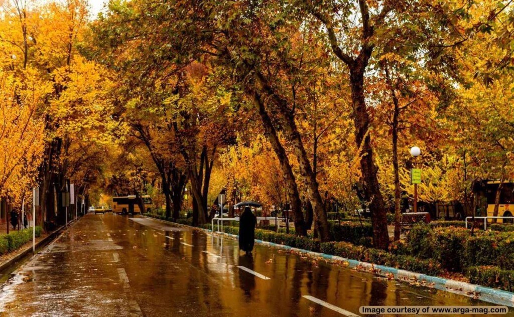 پاییز هزار رنگ چهارباغ اصفهان