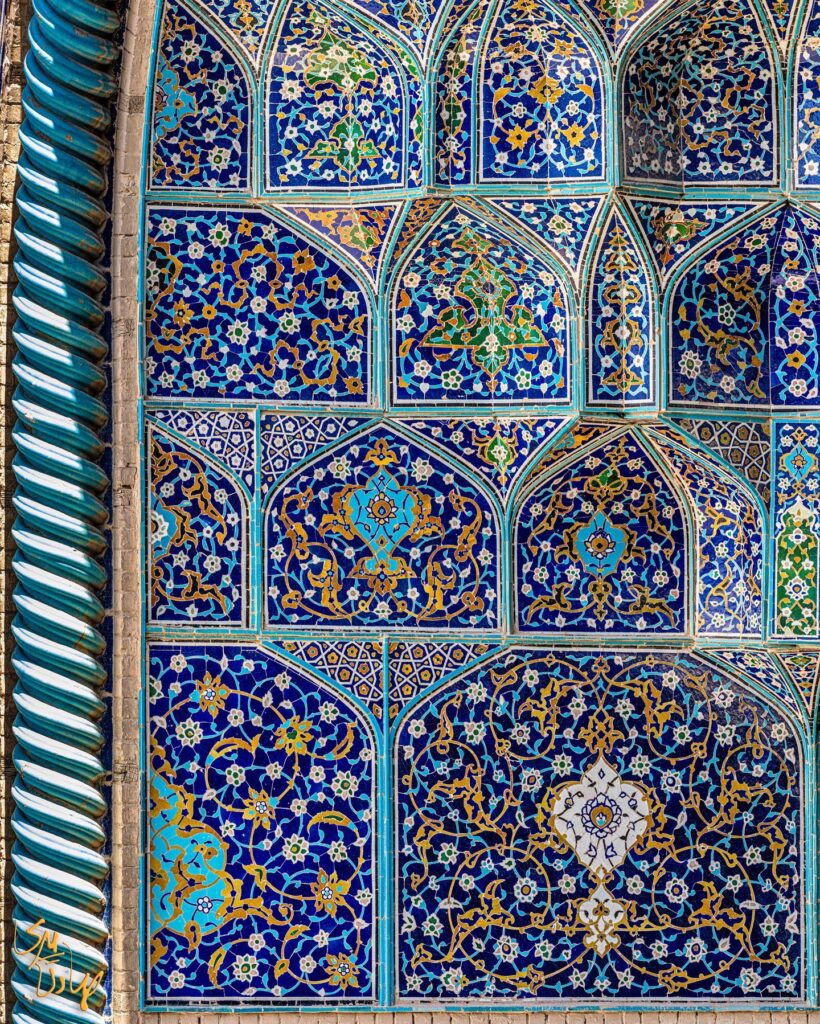 مسجد شیخ لطف الله اصفهان و معماری مسحورکننده آن
