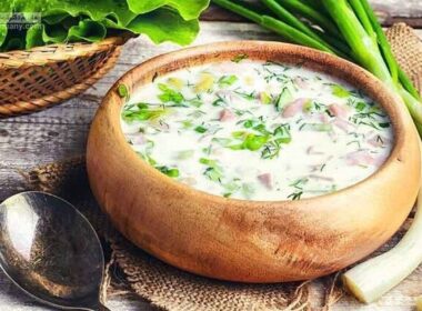 نگاهی به دستور پخت آش دوغ به روش‌های مختلف