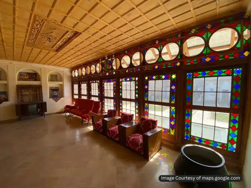 تالار اصلی خانه افتخارالاسلام