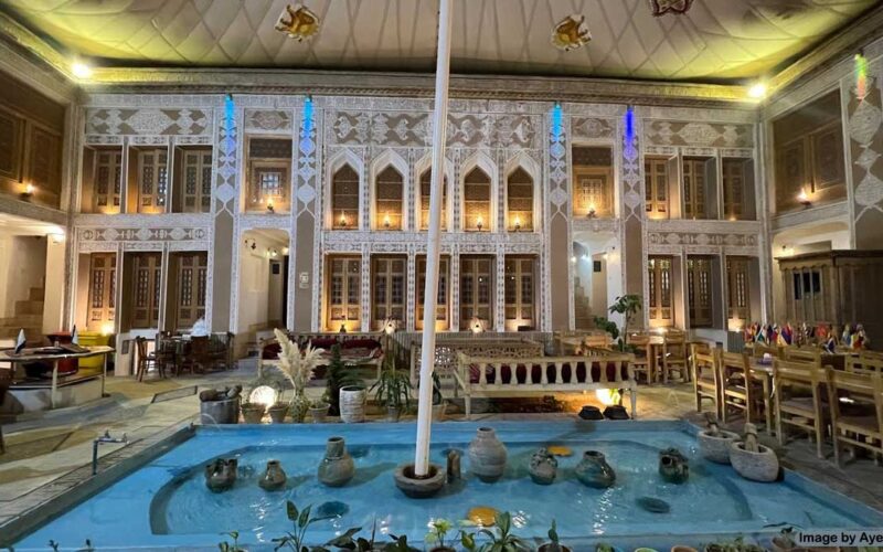 نگاهی به بهترین هتل های سنتی یزد