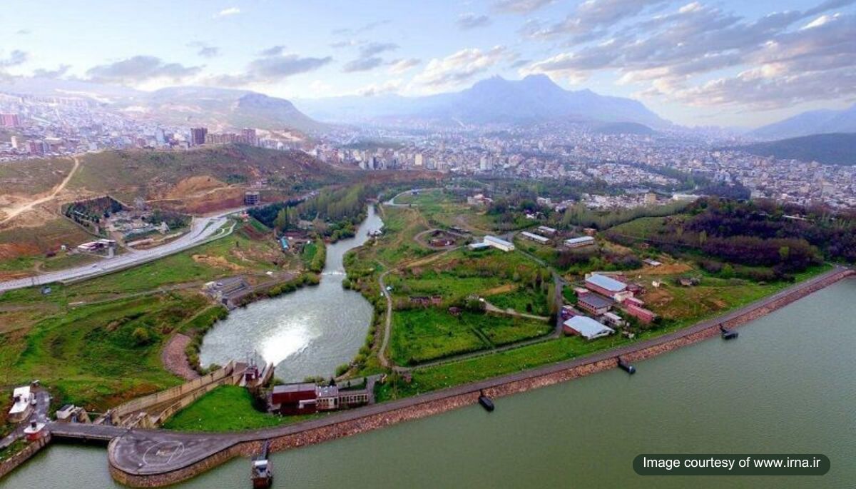 تصویر هوایی از شهر مهاباد در فاصله تهران تا مهاباد