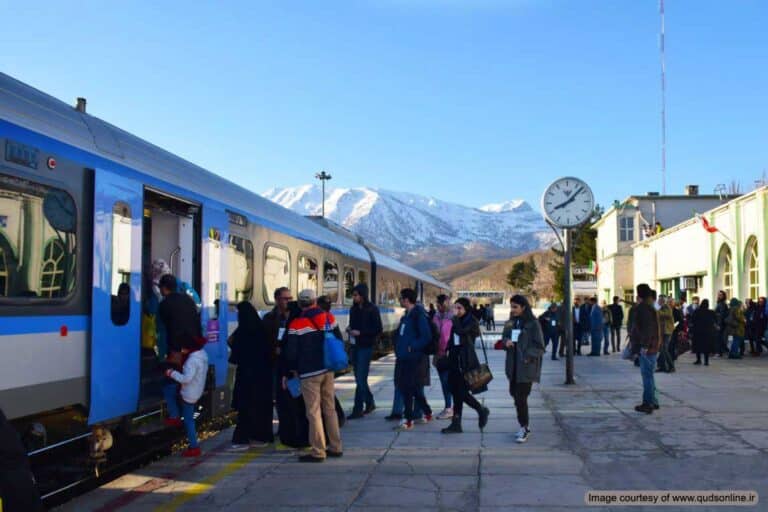 نگاهی به مزایای تورهای مسافرتی با قطار
