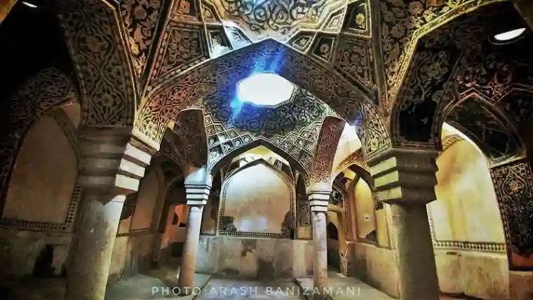 جاهای دیدنی لار؛ عمارت باغ نشاط