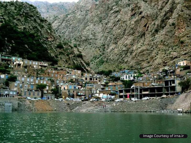 روستای هجیج و رود سیروان