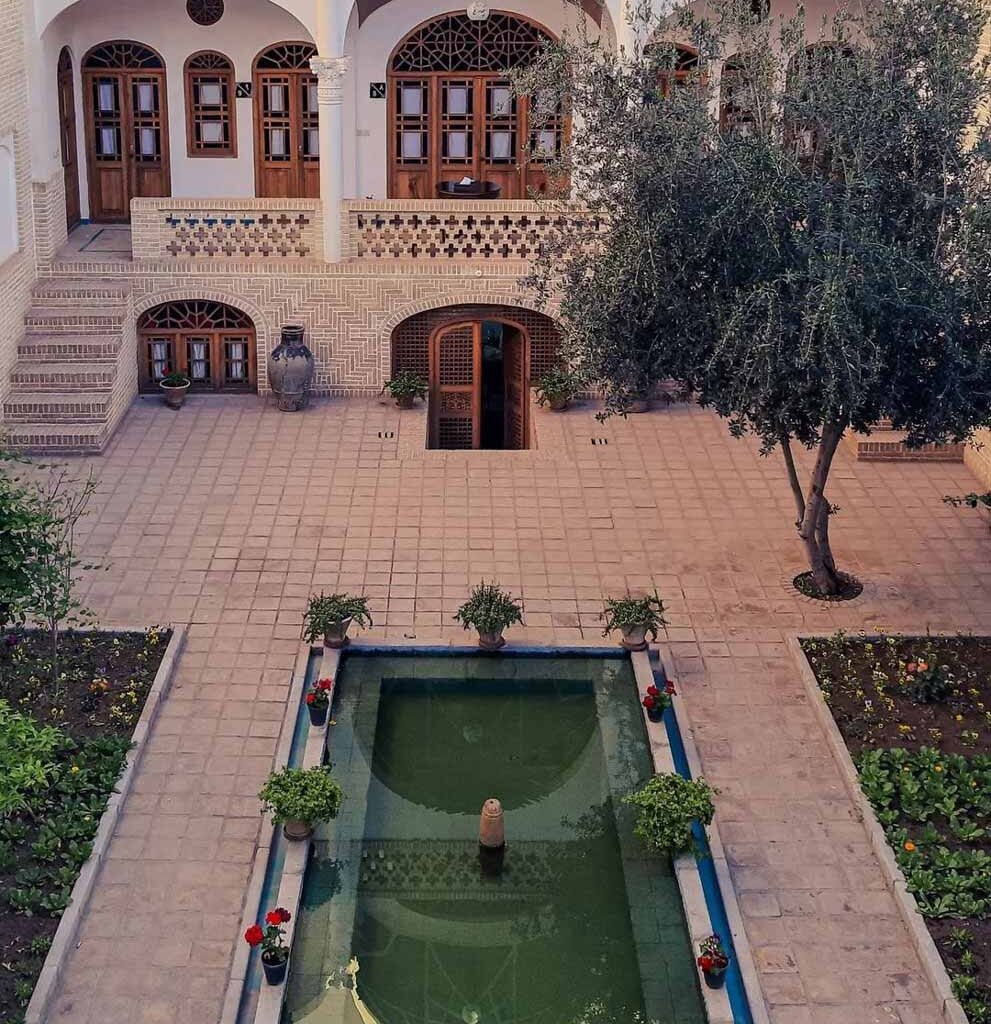 نگاهی به جایگاه سرداب ها در معماری ایرانی