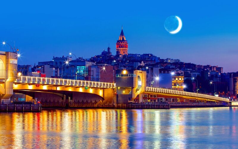 10 نمونه از تفریحات شبانه استانبول