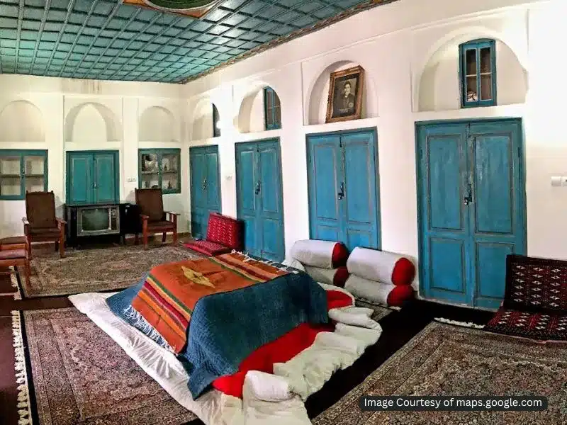 فضای داخلی خانه افتخار الاسلام