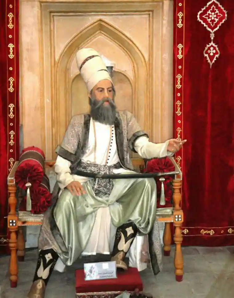 مجسمه ی کریم خان زند، موسس سلسله ی زندیان