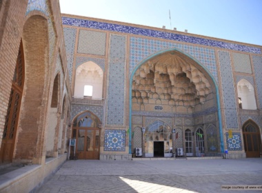 آشنایی با مسجد جامع عتیق قم و معماری آن