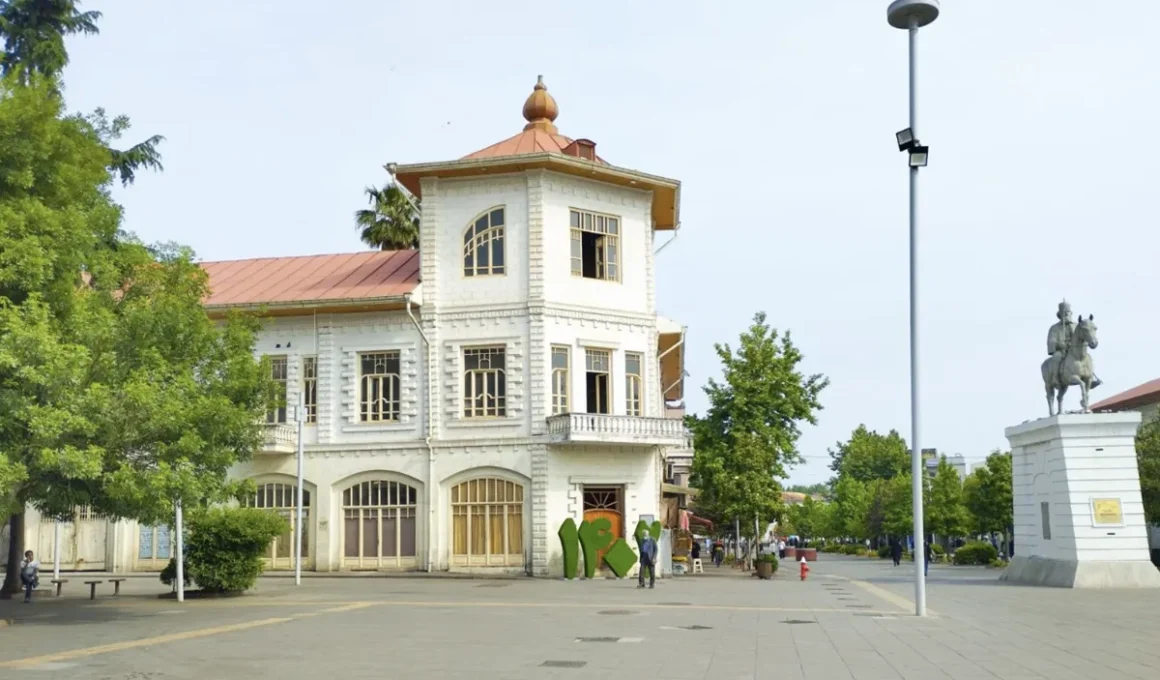 هتل ارزان در رشت نزدیک میدان شهرداری