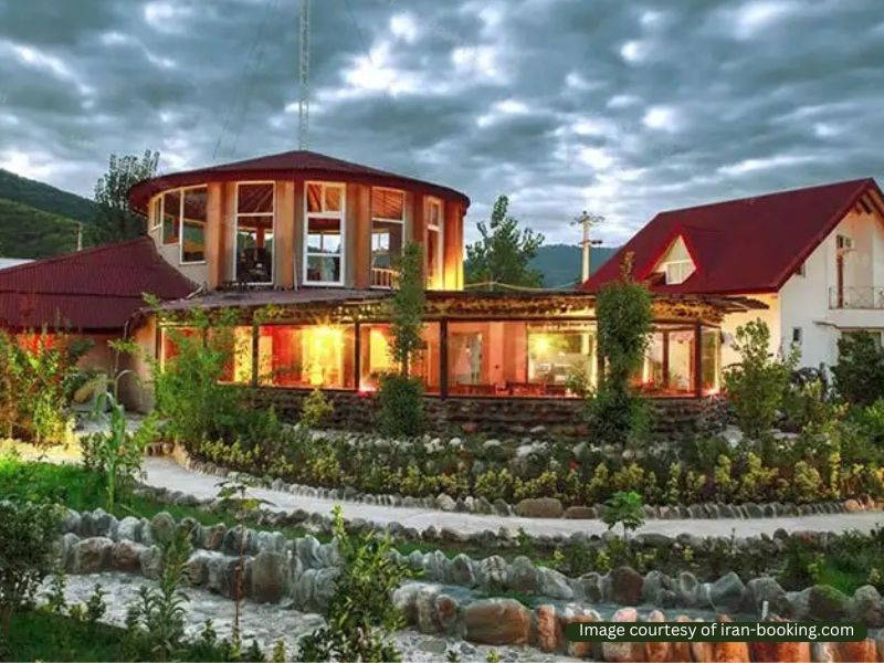 اقامت در دهکده توریستی شاندرمن