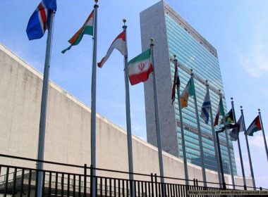 نگاهی به تحولات طرح پرچم ایران در دوران مختلف