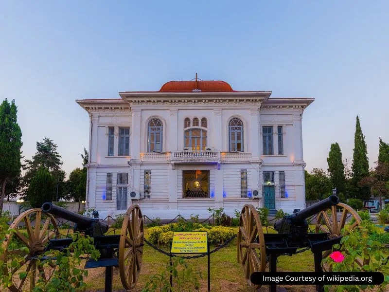 کاخ موزه نظامی بندر انزلی