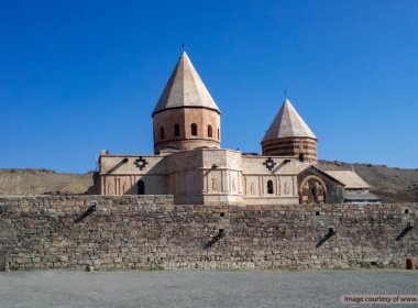 بررسی دیرینگی و قدمت کلیسای تادئوس (قره کلیسا)