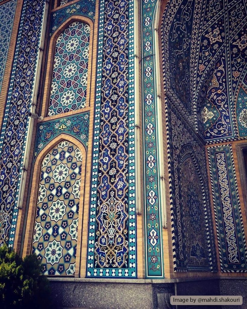 The art of mosaic tilework in Shah AbdulAzim Shrine, Rey