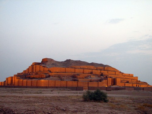 Visit the Elamite Temple and discover why Iran is the journey of your life!