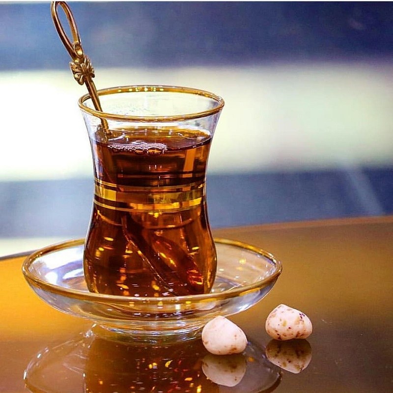 Tea in Iranian Restaurants
