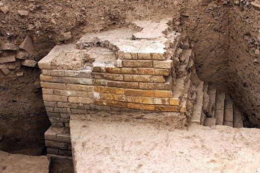 Achaemenian Gateway, archaeological excavations in Iran