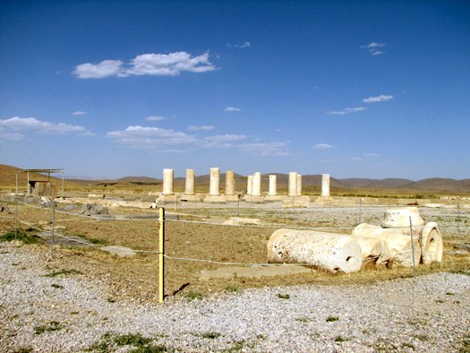 Ruins of a palace at Pasargad 