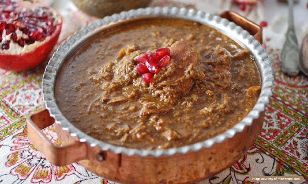 khoresht fesenjankhoresht-fesenjan-persian-dish