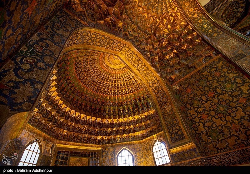 Interior view of Sheikh Safiuddin Shrine