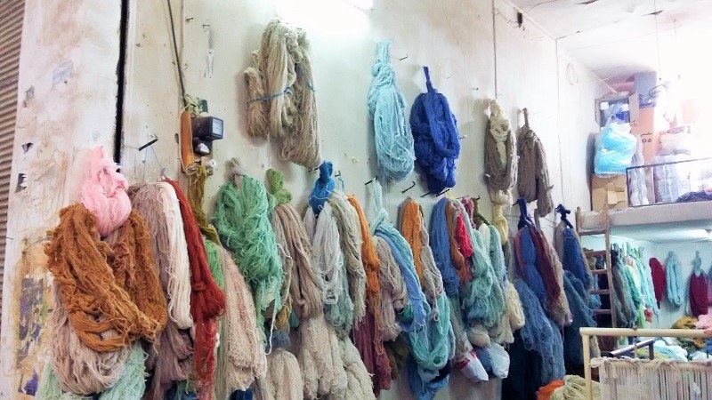 dyed yarns for kashan carpets 
