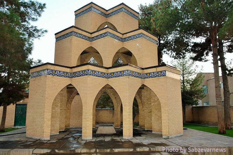 Kashefi Tomb