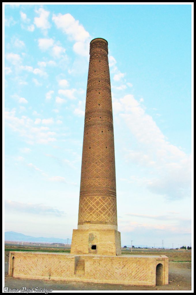 Khosrogerd Minaret OR Meel-e Khosrogerd 