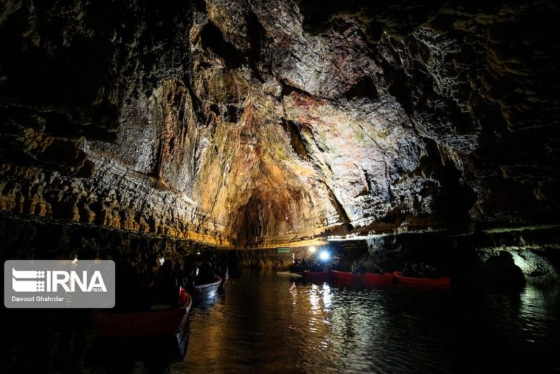Hamadan Natural Attractions: Alisadr Cave