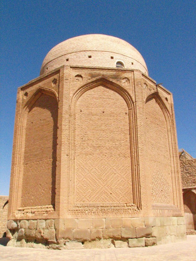Chalabi Oghlu Tomb Zanjan Tourist Attractions