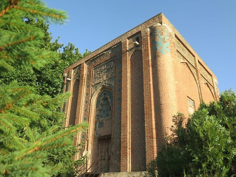 Maragheh Tourist Attractions: Ghafariyeh Dome