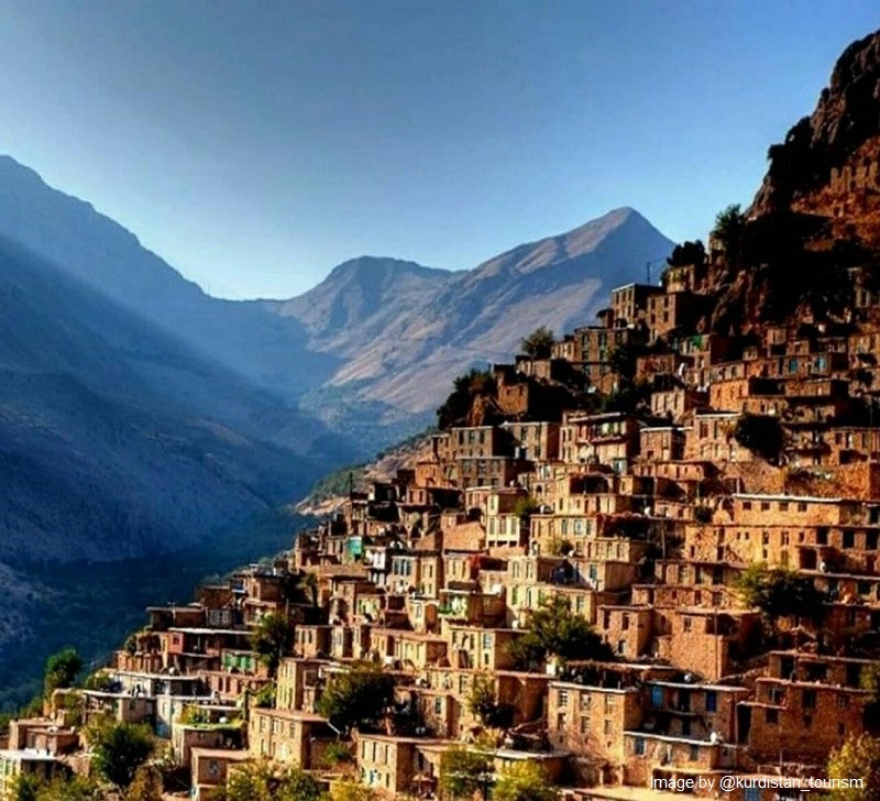 Sanandaj Natural Attractions: Oraman Village