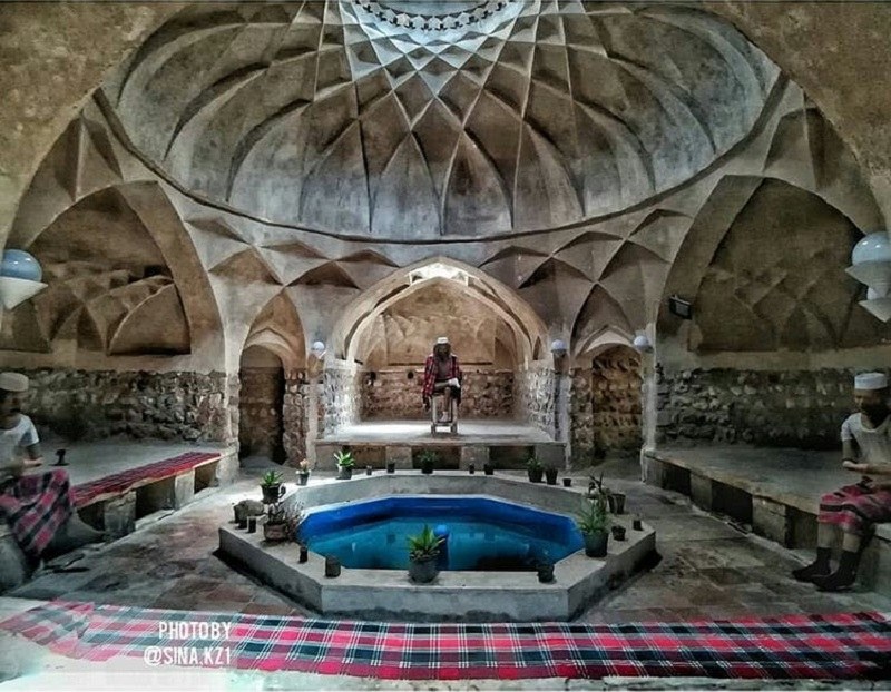 Bandar Abbas Historical Attractions: Inside Galehdari Bath