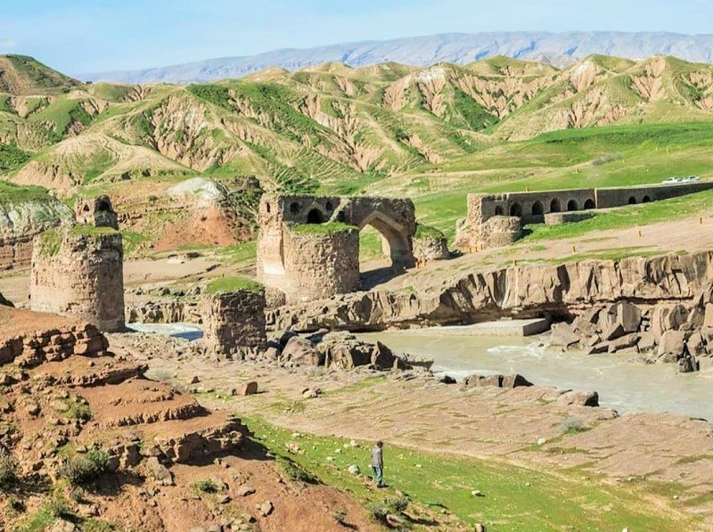 Iranian Historical Bridges Gavimishan