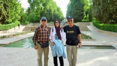 Iranian Tour Guides on Destination Iran Tour Packages