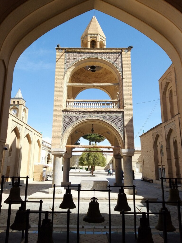 Amna Perkej church bell