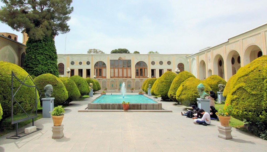 Isfahan decorative arts museum