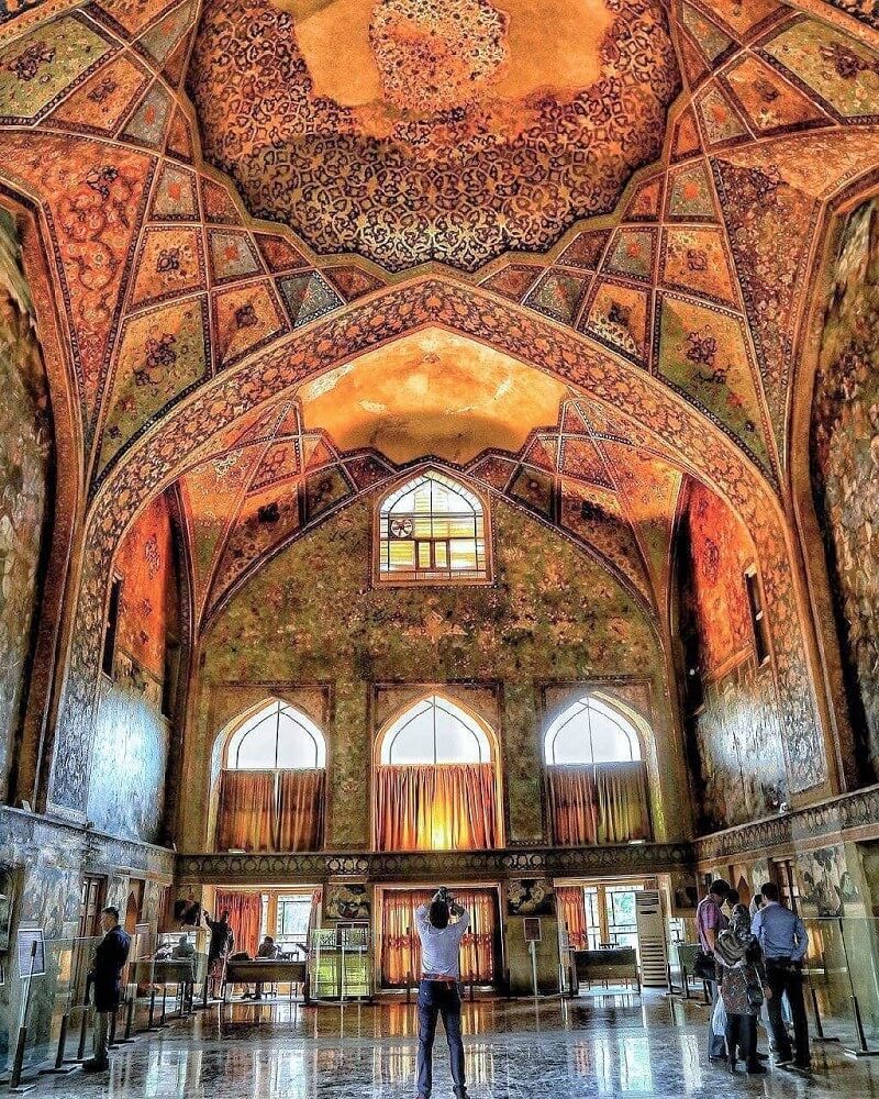 Wall painting of Chehel Sotoon Palace in Isfahan